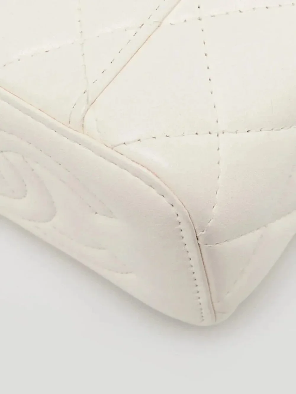Chanel White Quilted Lambskin Mini Vanity Case With CC Chain Bag